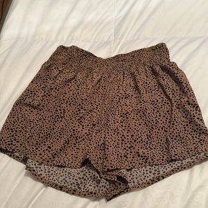 High waist cheetah stretchy/dress shorts. Very comfy never worn.